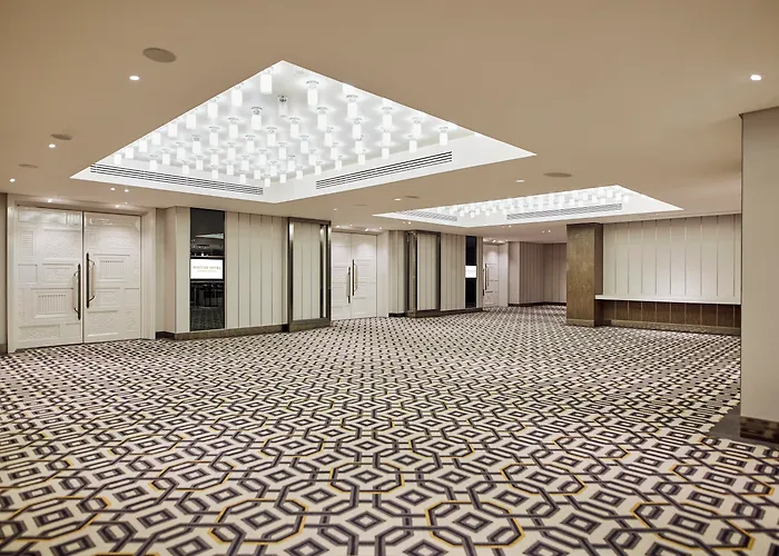 Montien Surawong 5* バンコク都