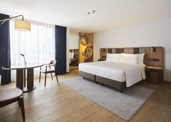 Montien Surawong 5*